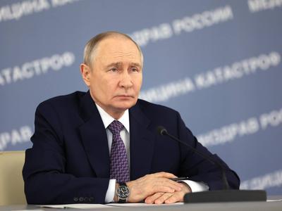 Scenarij “po Putinu”: kaos v Rusiji lahko skrbi Evropo