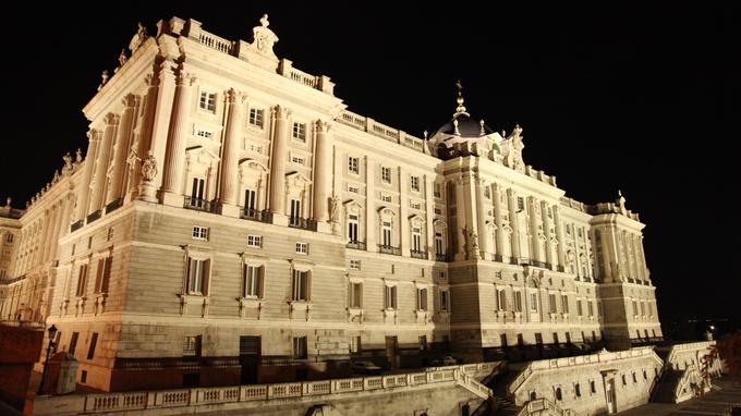 Premierno od ponedeljka, 6. januarja, vsak delavnik ob 20.10. │ Foto: BBC Studios

 | Foto: 