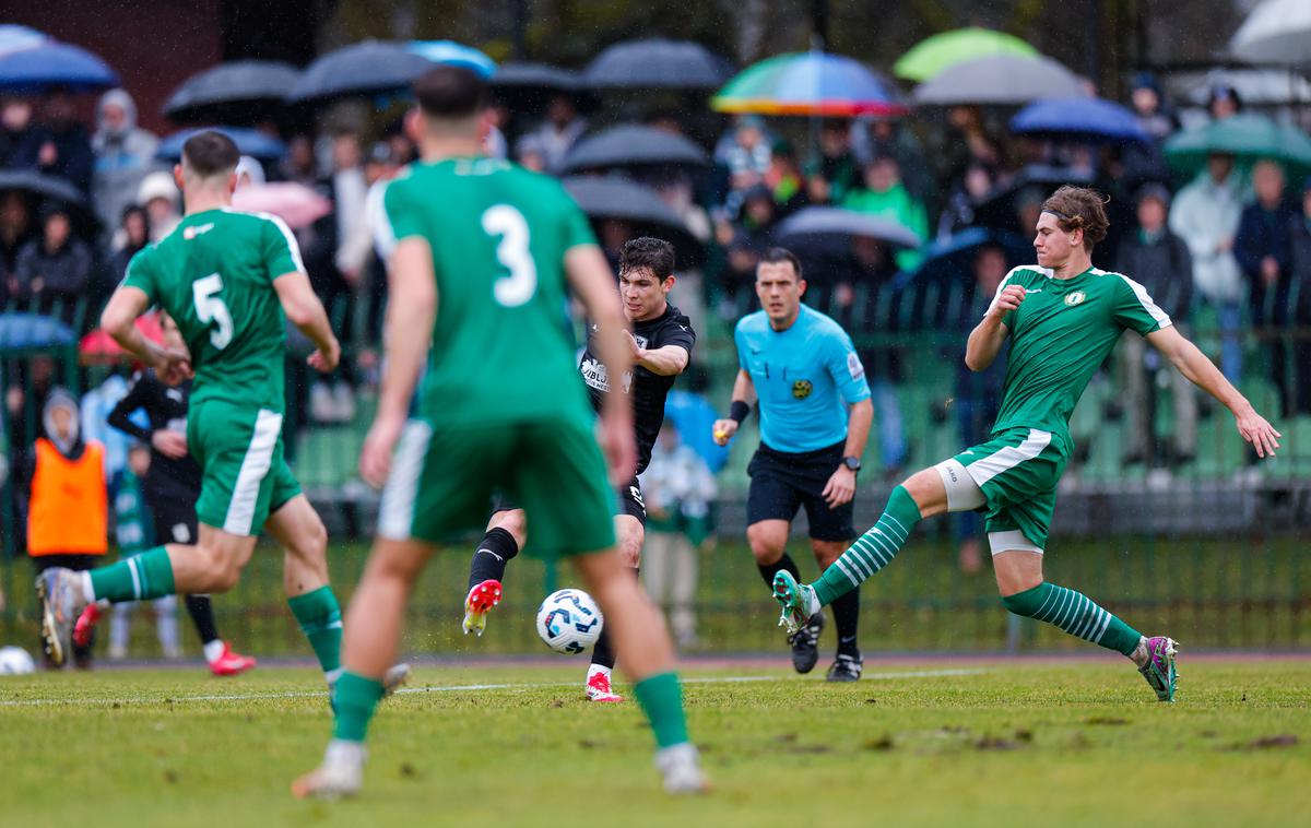 Olimpija - Ilirija | Ilirija je v nadaljevanju dvoboja s Triglavom prejela še en gol in izgubila z 0:2. | Foto Aleš Fevžer