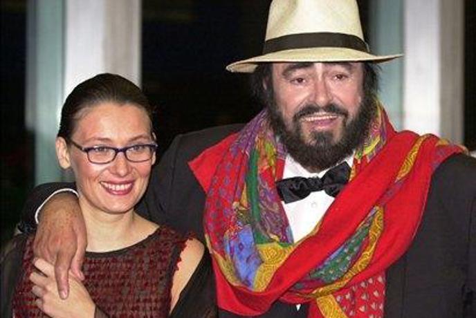 Razstava v čast tenoristu Pavarottiju