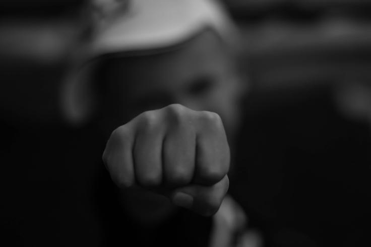 Napadalec je dejal, da je dijaka tako brutalno pretepel zato, ker je bil to "dober trening pred njegovo prihajajočo tekmo v borilnih veščinah". | Foto: Shutterstock