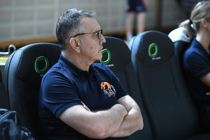 "V finalni seriji želimo upravičiti svojo kakovost in osvojiti naslov prvaka Slovenije, kar nam bo prineslo ponovno sodelovanje v ligi prvakov prihodnje leto," pravi Igor Kolaković. | Foto: Aleš Oblak