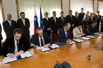 Pet parlamentarnih strank Janšo predlagalo za mandatarja