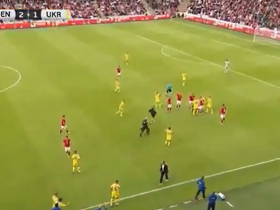 Christian Eriksen se je znova zgrudil, tekma odpovedana
