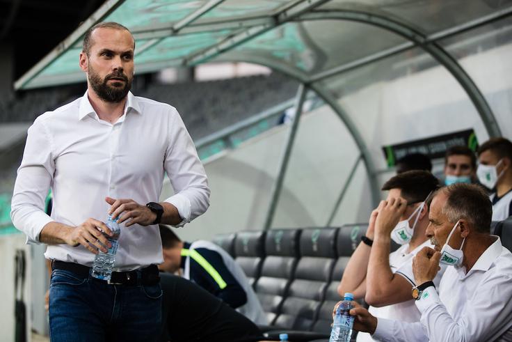 Skender opozarja, da boj za naslov prvaka kljub prednosti štirih točk pred Celjem in Mariborom še zdaleč ni odločen. | Foto: Grega Valančič/Sportida