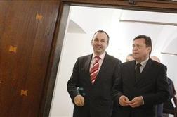 Janković in Grabus podpisala pogodbo o prodaji zemljišč za džamijo