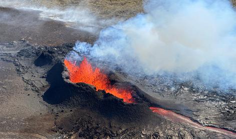 Črni scenarij se je uresničil: islandski vulkan je silovito izbruhnil #video