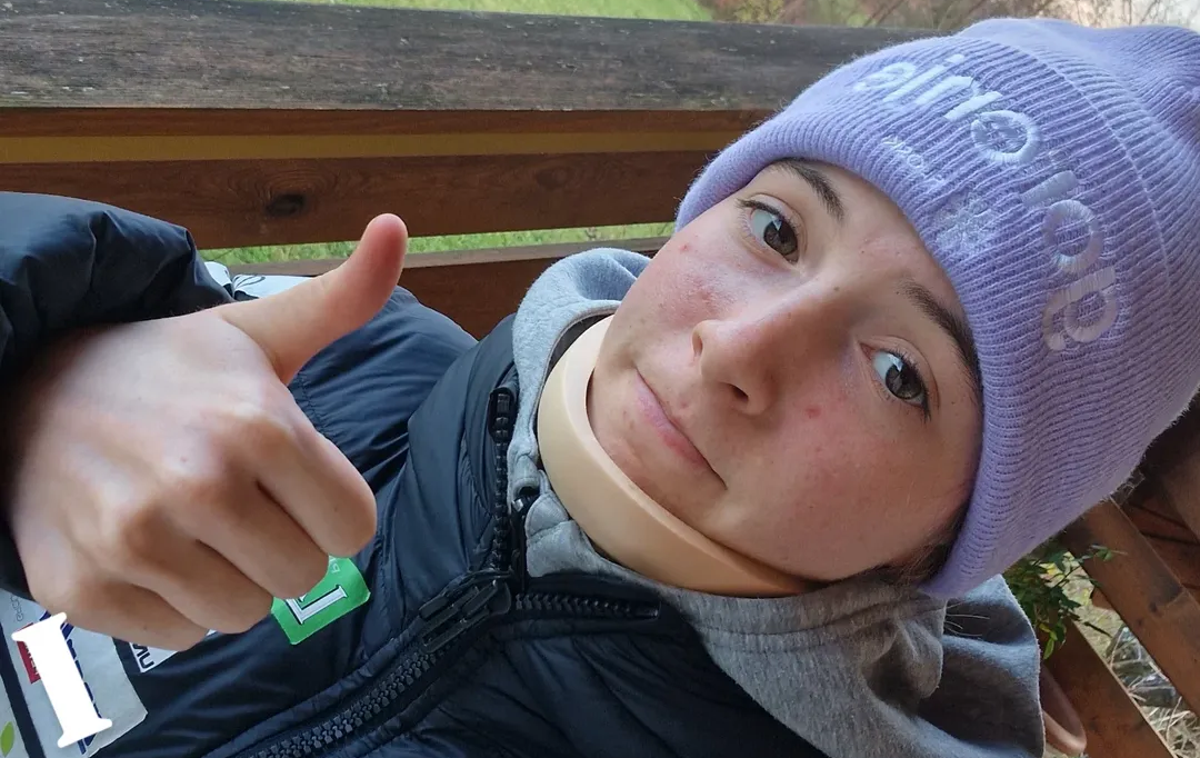 Tina Erzar | Mlada smučarska skakalka Tina Erzar je na dobri poti k ozdravitvi.  | Foto Instagram/Tina Erzar