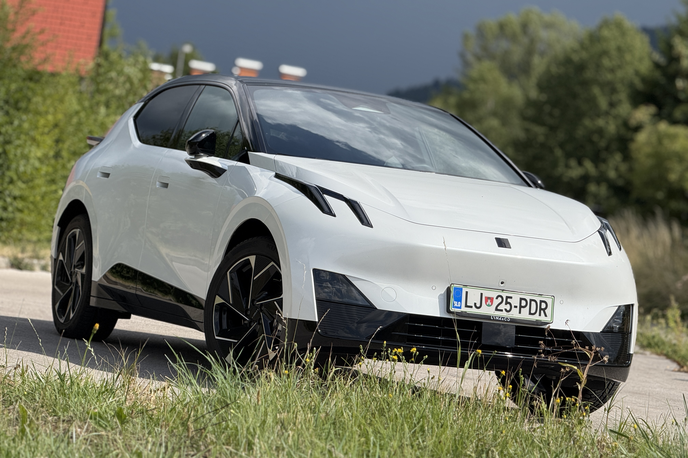 Lynk&Co 02 | Foto Gregor Pavšič
