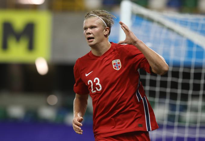 Črna gora se bo v kvalifikacijah za SP 2022 pomerila tudi z Norveško, pri kateri izstopa napadalec Borussie Dortmund Erling Braut Haaland.  | Foto: Reuters
