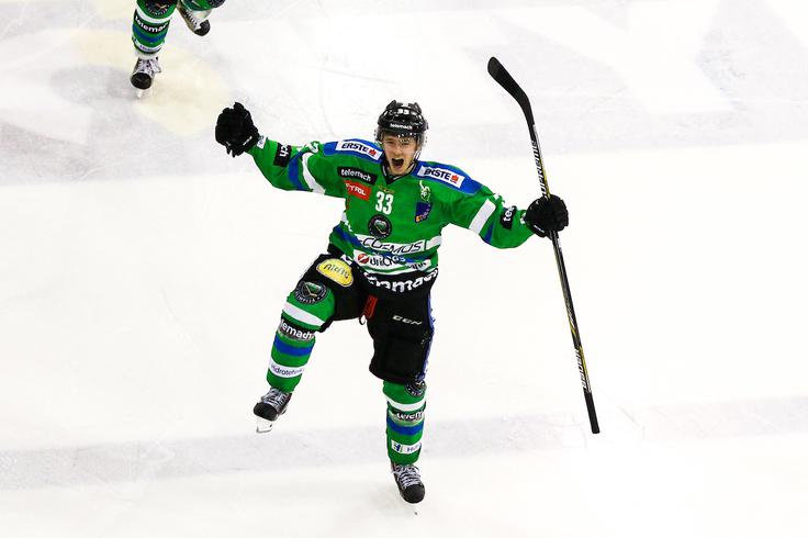 Na Celovški 25 so pred Pancetom vrnili še enega otroka Olimpije, Jureta Sotlarja. | Foto: Matic Klanšek Velej/Sportida