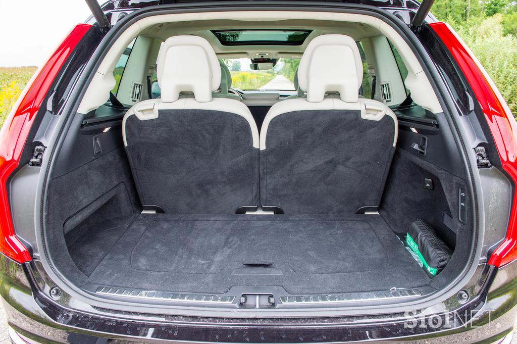 Volvo XC90 T8