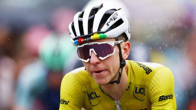 Tadej Pogačar stopil v bran Polittu #video