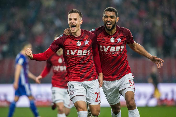 Na Poljskem je igral za Wislo iz Krakova dve sezoni. | Foto: Guliverimage
