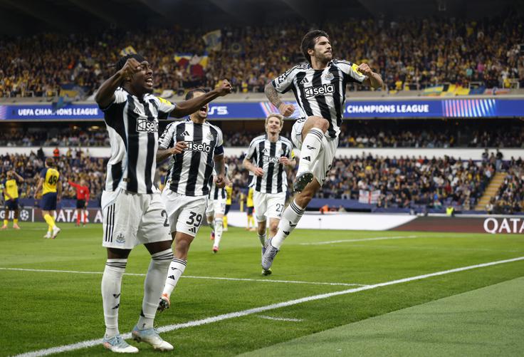 Newcastle se je veselil prve zmage v letošnji ligi prvakov. | Foto: Reuters