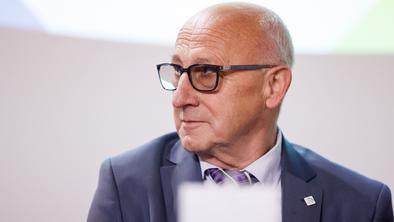 Po obtožbah zoper Fabjana krizni sestanek zveze. Gabrovec o odstopu: To bi bil beg od odgovornosti.