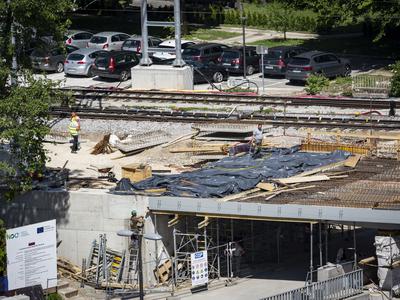 Delovna nesreča na gradbišču Emonike: na kraju reševalne službe