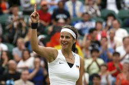 Napadalna Görgesova šokirala finalistko Wimbledona