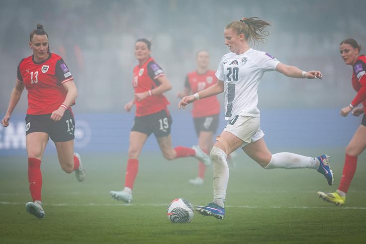 Zara Kramžar je dosegla edini zadetek na srečanju. | Foto: Luka Kotnik