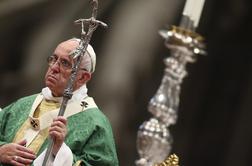 Papež na sinodi: Kar je Bog združil, tega človek ne more ločiti