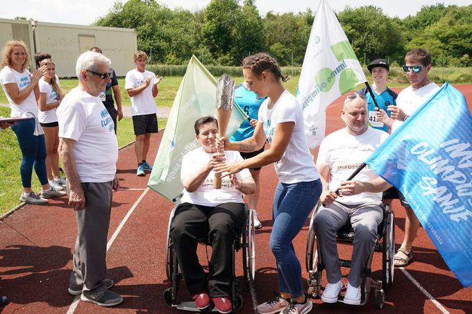 Olimpijska bakla - Brežice | Foto: Aleš Fevžer/OKS