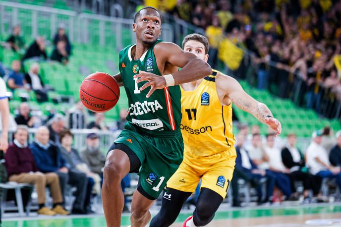 Cedevita Olimpija Aris, Umoja Gibson | Cedevita Olimpija je na domačem parketu premagala solunski Aris. | Foto Aleš Fevžer