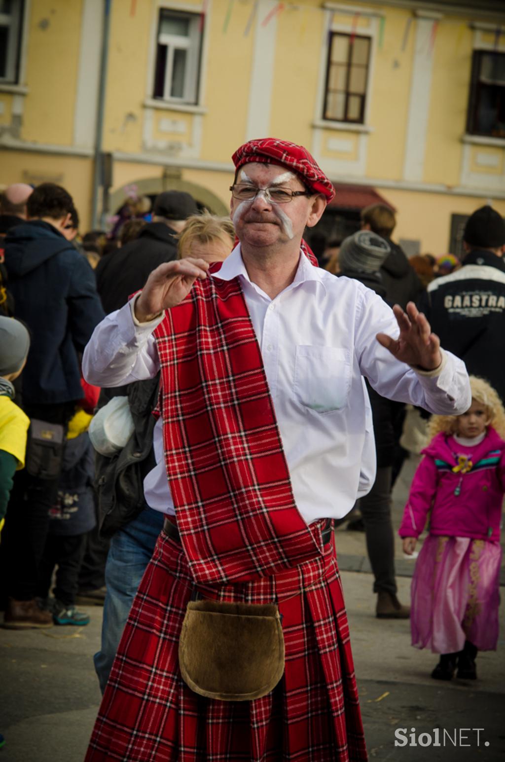 pust Ptujski karneval povorka Ptuj