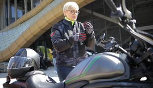 Predsednica Pirc Musar z motorjem po Ljubljani