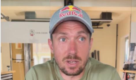 Kaj je sporoča Marcel Hirscher? #video