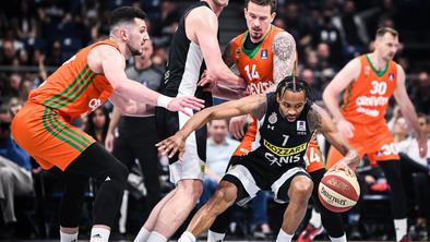 Cedevita Olimpija grenila življenje favoritu za naslov, a bila za las prekratka
