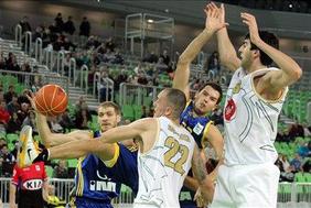 Po bledi predstavi prvič  padle Stožice