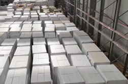 V podzemnem bunkerju zasegli 150 ton ponarejenih cigaret