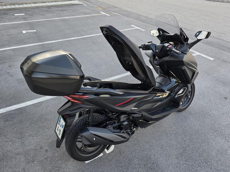 Honda NSS350 Forza | Foto: Jakob Lenassi