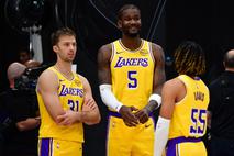 Deandre Ayton Lakers