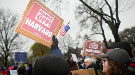 "Univerza sovraštva"? Trumpova vlada udarila nazaj.