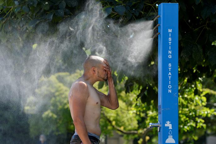 vročinski val Kanada | Zdravniki svarijo, naj starejši in osebe z respiratornimi težavami raje ostanejo doma. | Foto Reuters