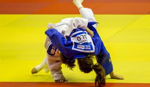 V Nandžingu prva medalja za Slovenijo, judoistka do brona