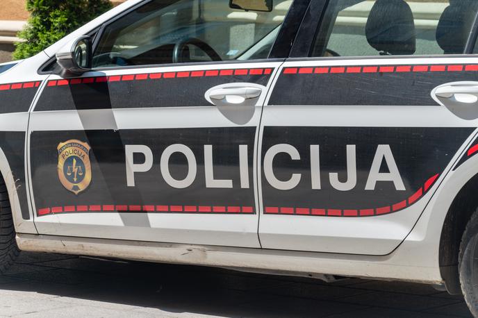 policija, Bosna in Hercegovina | Policija motiv storilca še preiskuje. Domnevno naj bi šlo za družinske težave. | Foto Shutterstock