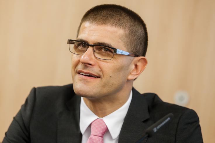 Kranjski župan upa, da se bo za zelene strehe v prihodnje odločilo še več prebivalcev Kranja. | Foto: STA ,