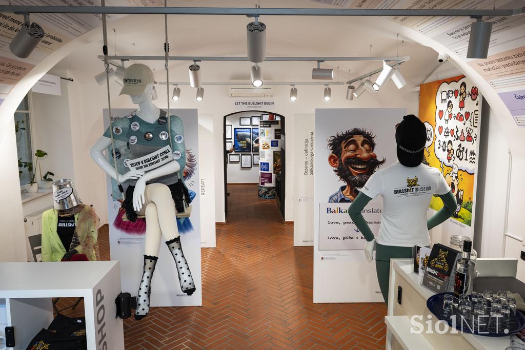 Bullshit museum, muzej balkanskega humorja.