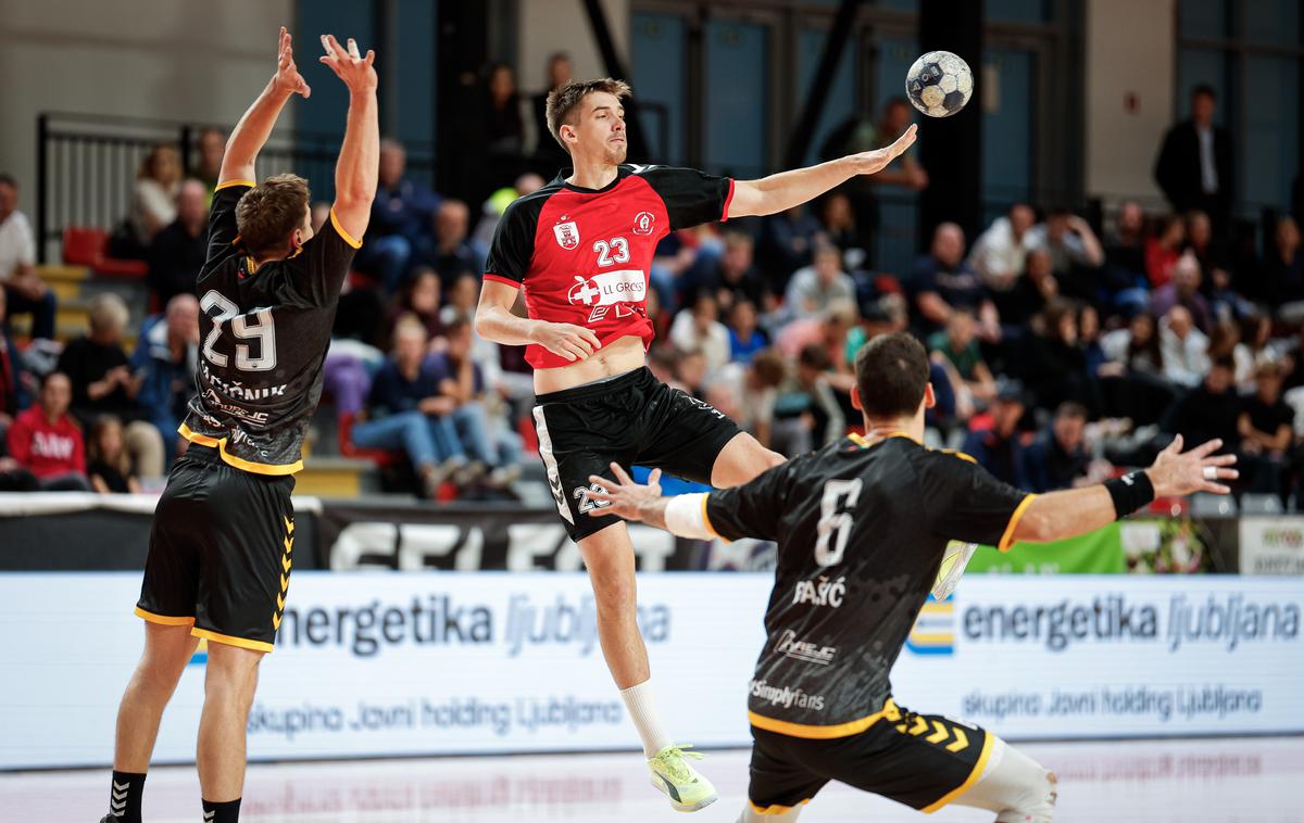 RD LL Grosist Slovan : Gorenje Velenje | Slovan je z 31:27 premagal Gorenje. | Foto Luka Kotnik