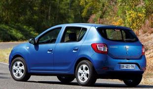Dacia v Pariz z novima sanderom in loganom