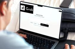 Muskova stvaritev ponujala zavajajoče odgovore uporabnikom