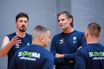 Slovenski odbojkarji v okrnjeni zasedbi zbrani v Šempetru