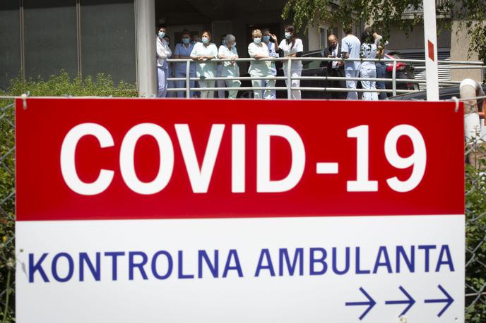 koronavirus, koronavirus splošno | Zaradi koronavirusa je do zdaj v Sloveniji umrlo 111 oseb. | Foto Bojan Puhek