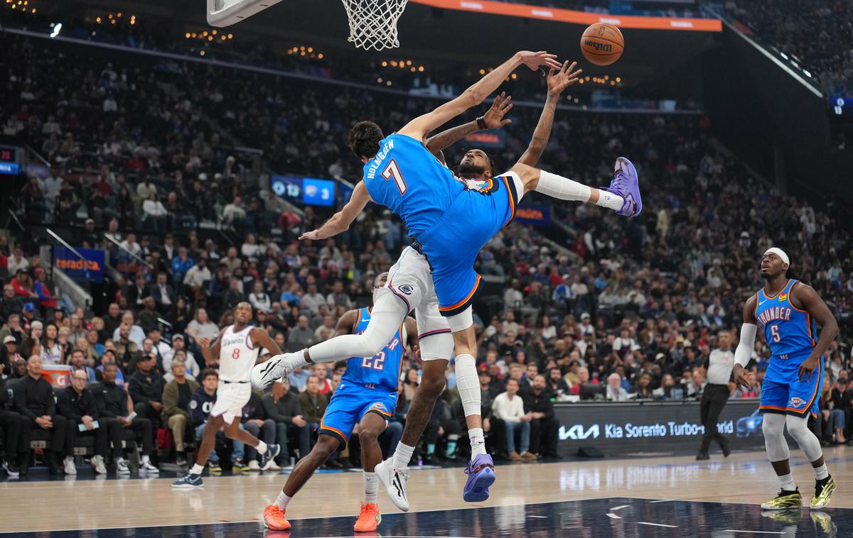 Oklahoma City LA Clippers | Košarkarji Oklahome so s 126:107 premagali Los Angeles Clippers, kar je njihova osma zmaga v tej sezoni.  | Foto Reuters