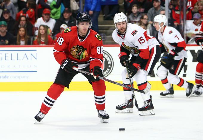 Patrick Kane bi lahko postal prvi Američan z najprestižnejšo individualno lovoriko Hart Memorial Trophy. | Foto: Reuters