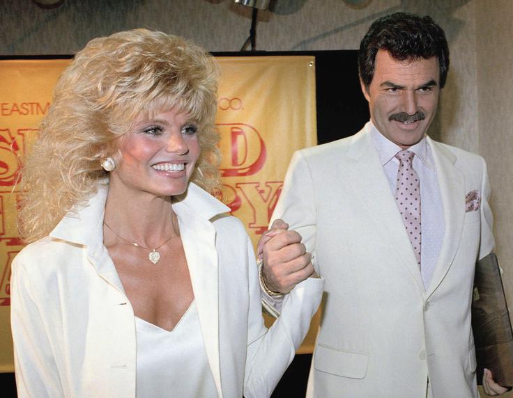 Loni Anderson in Burt Reynolds sta bila poročena šest let, po ločitvi pa so v javnost pricurljale številne podrobnosti njunega spornega zakona. | Foto: Guliverimage