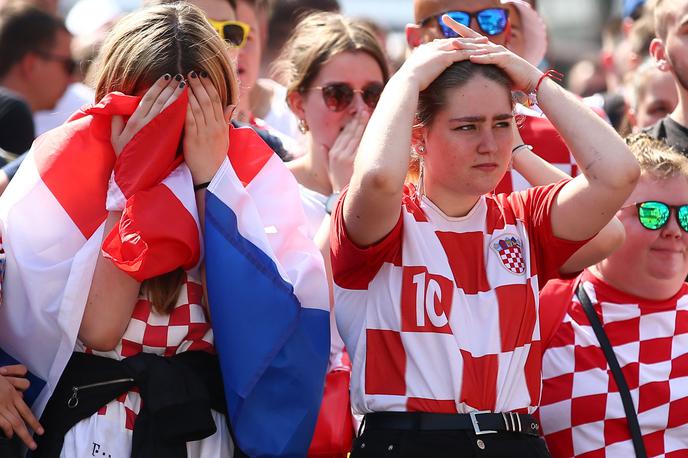 Anglija Hrvaška | Navijači Hrvaške, ki so spremljali dvoboj na osrednjem trgu v Zagrebu, niso skrivali razočaranja po porazu. | Foto Reuters