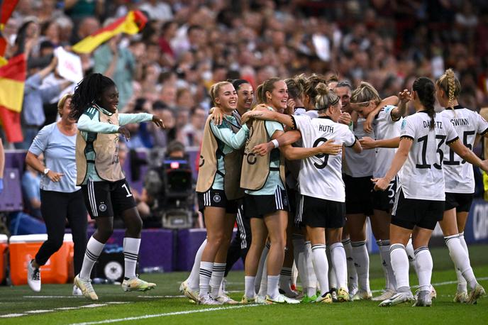 nemške nogometašice | Nemke so v drugem krogu premagale Španke. | Foto Reuters